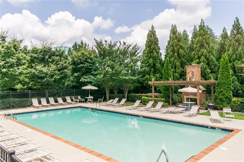 761 Berrydale Drive, Atlanta, Georgia 30328, 2 Bedrooms Bedrooms, ,2 BathroomsBathrooms,Residential,Sold,761 Berrydale Drive,6583652