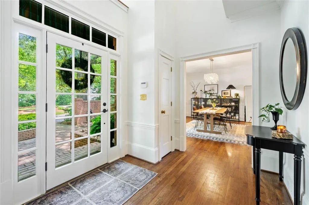 4411 Paces Battle Nw, Atlanta, Georgia 30327, 3 Bedrooms Bedrooms, ,3 BathroomsBathrooms,Residential,For Sale,4411 Paces Battle Nw,7581254