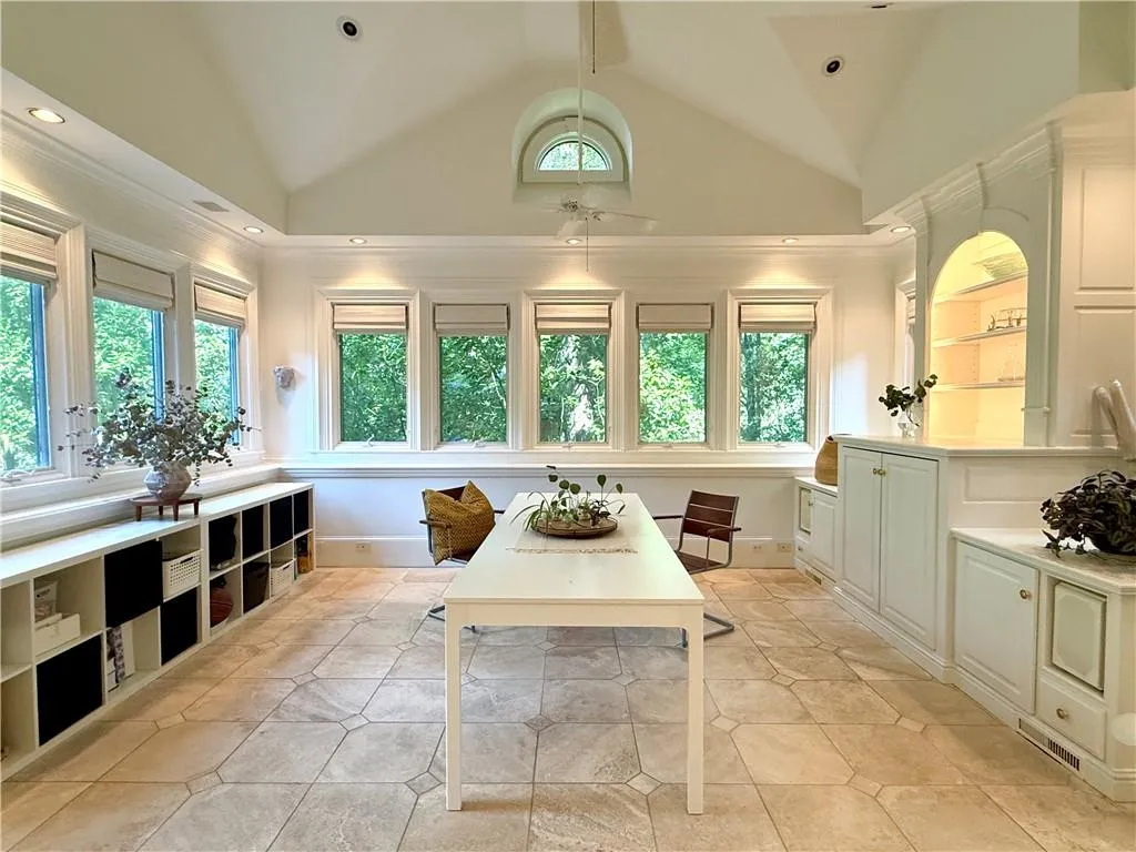 4411 Paces Battle Nw, Atlanta, Georgia 30327, 3 Bedrooms Bedrooms, ,3 BathroomsBathrooms,Residential,For Sale,4411 Paces Battle Nw,7581254