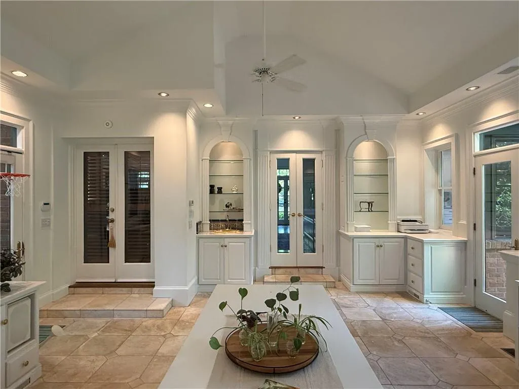 4411 Paces Battle Nw, Atlanta, Georgia 30327, 3 Bedrooms Bedrooms, ,3 BathroomsBathrooms,Residential,For Sale,4411 Paces Battle Nw,7581254