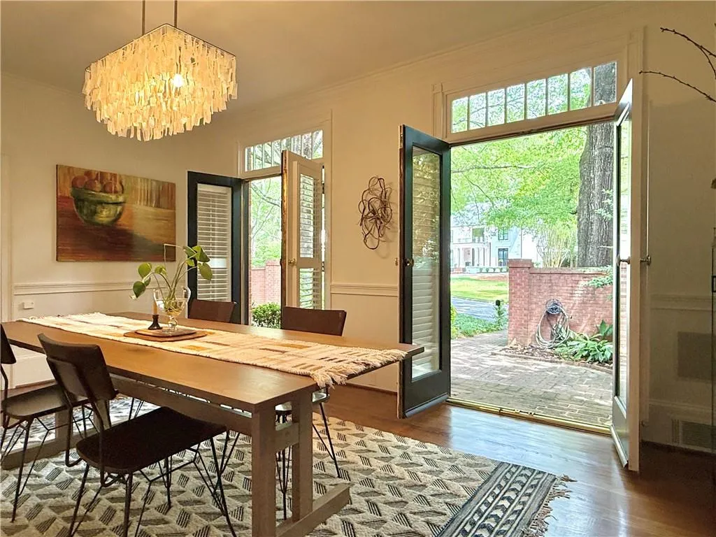 4411 Paces Battle Nw, Atlanta, Georgia 30327, 3 Bedrooms Bedrooms, ,3 BathroomsBathrooms,Residential,For Sale,4411 Paces Battle Nw,7581254