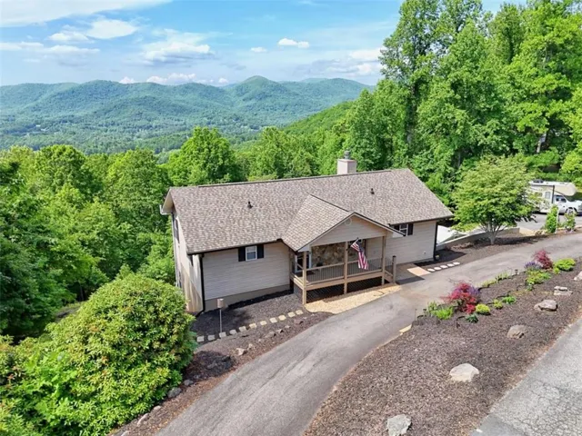 1157 Summit Way, Blairsville, Georgia 30512