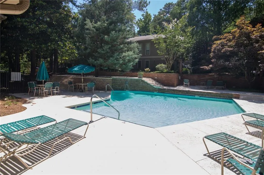 8740 Roswell Road Unit 10a, Atlanta, Georgia 30350, 3 Bedrooms Bedrooms, ,2 BathroomsBathrooms,Residential,Sold,8740 Roswell Road Unit 10a,6036641