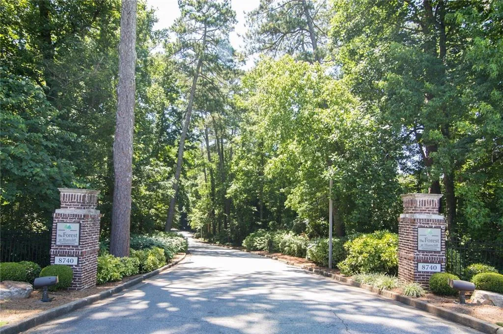 8740 Roswell Road Unit 10a, Atlanta, Georgia 30350, 3 Bedrooms Bedrooms, ,2 BathroomsBathrooms,Residential,Sold,8740 Roswell Road Unit 10a,6036641