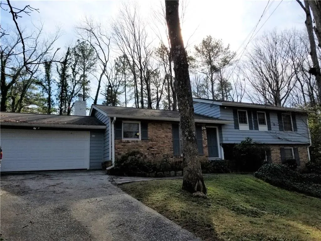 80 Angus Trail, Sandy Springs, Georgia 30328, 4 Bedrooms Bedrooms, ,3 BathroomsBathrooms,Residential,Sold,80 Angus Trail,6117120