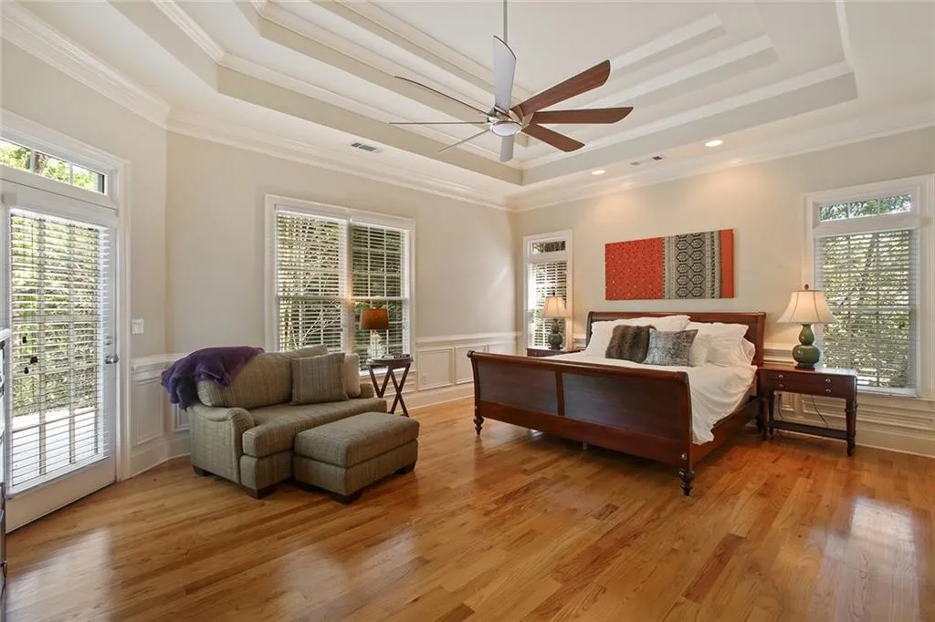 4715 E Conway Drive Nw, Atlanta, Georgia 30327, 5 Bedrooms Bedrooms, ,5 BathroomsBathrooms,Residential,Sold,4715 E Conway Drive Nw,6538675