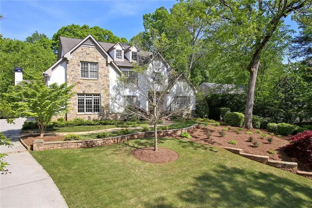 4715 E Conway Drive Nw, Atlanta, Georgia 30327, 5 Bedrooms Bedrooms, ,5 BathroomsBathrooms,Residential,Sold,4715 E Conway Drive Nw,6538675