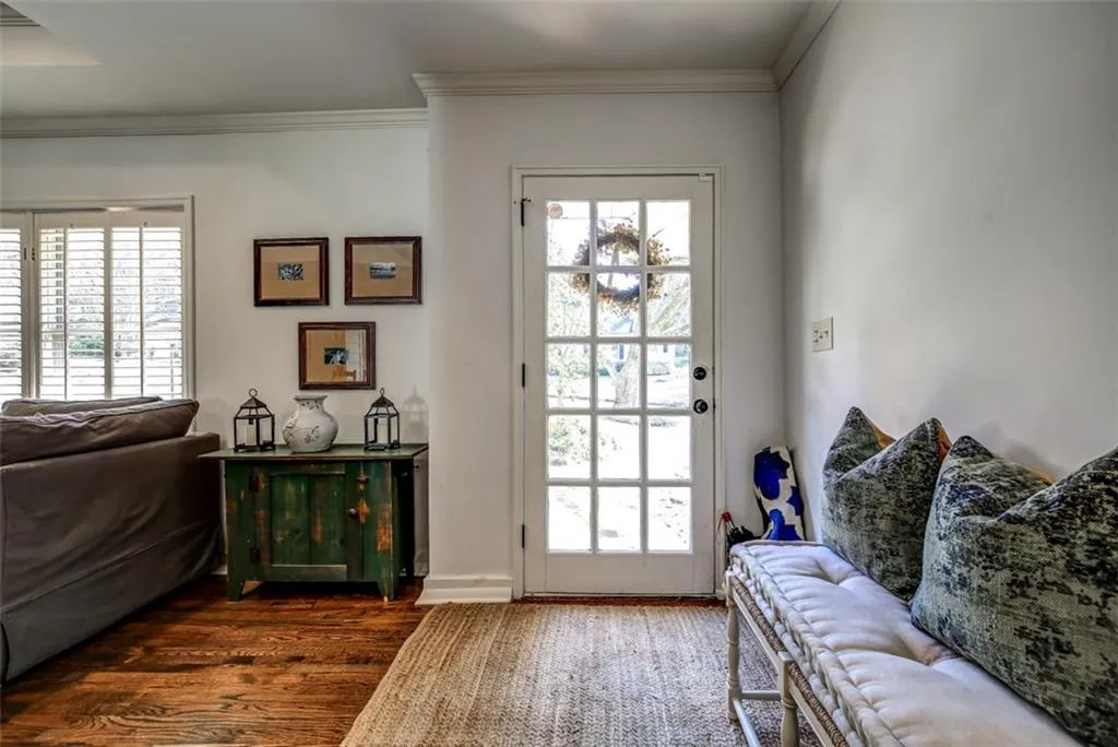 718 Darlington Road Ne, Atlanta, Georgia 30305, 3 Bedrooms Bedrooms, ,2 BathroomsBathrooms,Residential,Sold,718 Darlington Road Ne,5828803