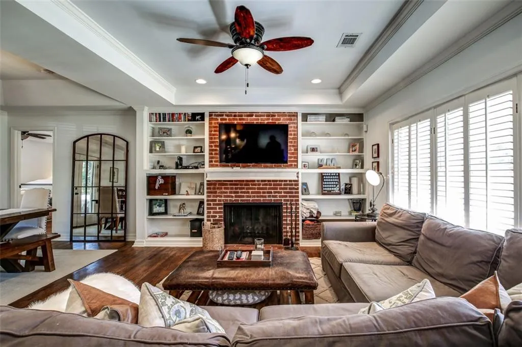 718 Darlington Road Ne, Atlanta, Georgia 30305, 3 Bedrooms Bedrooms, ,2 BathroomsBathrooms,Residential,Sold,718 Darlington Road Ne,5828803