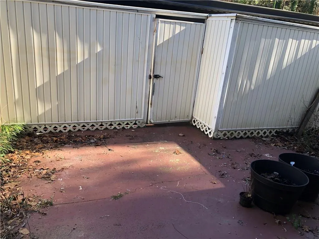 7102 Stonington Drive, Atlanta, Georgia 30328, 2 Bedrooms Bedrooms, ,2 BathroomsBathrooms,Residential,Sold,7102 Stonington Drive,6116476