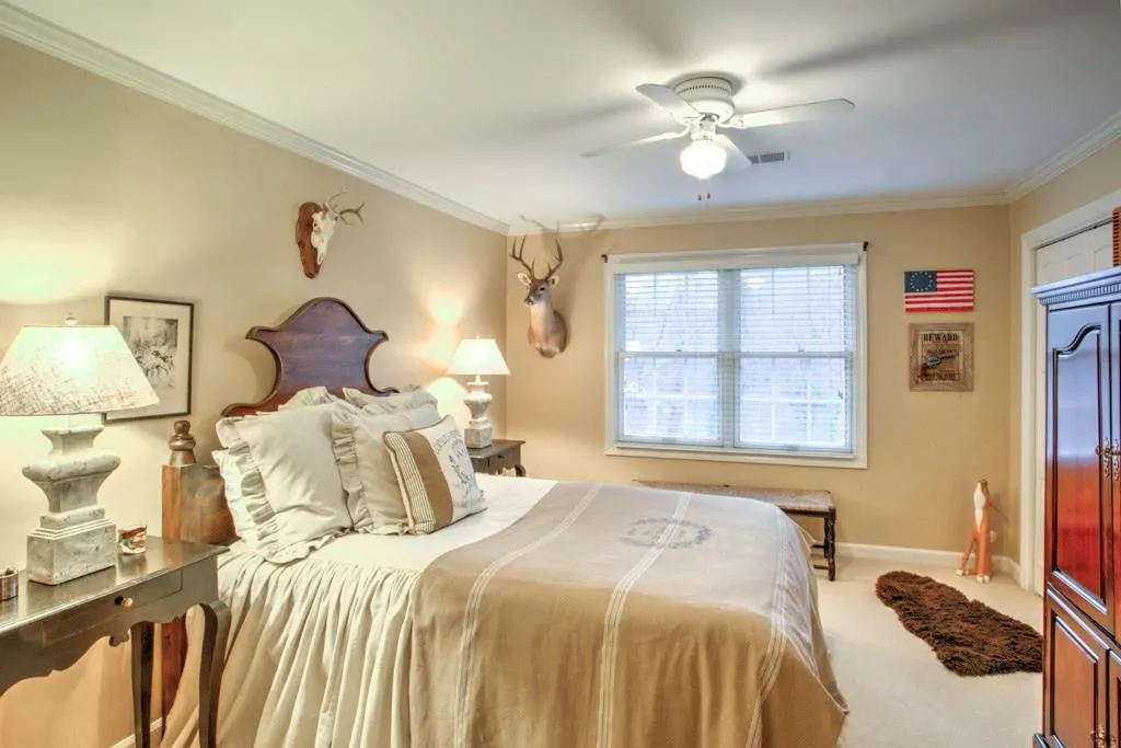 1660 Winterthur Close, Atlanta, Georgia 30328, 5 Bedrooms Bedrooms, ,4 BathroomsBathrooms,Residential,Sold,1660 Winterthur Close,5958331
