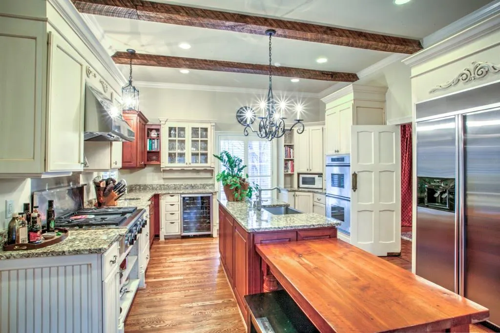 1660 Winterthur Close, Atlanta, Georgia 30328, 5 Bedrooms Bedrooms, ,4 BathroomsBathrooms,Residential,Sold,1660 Winterthur Close,5958331