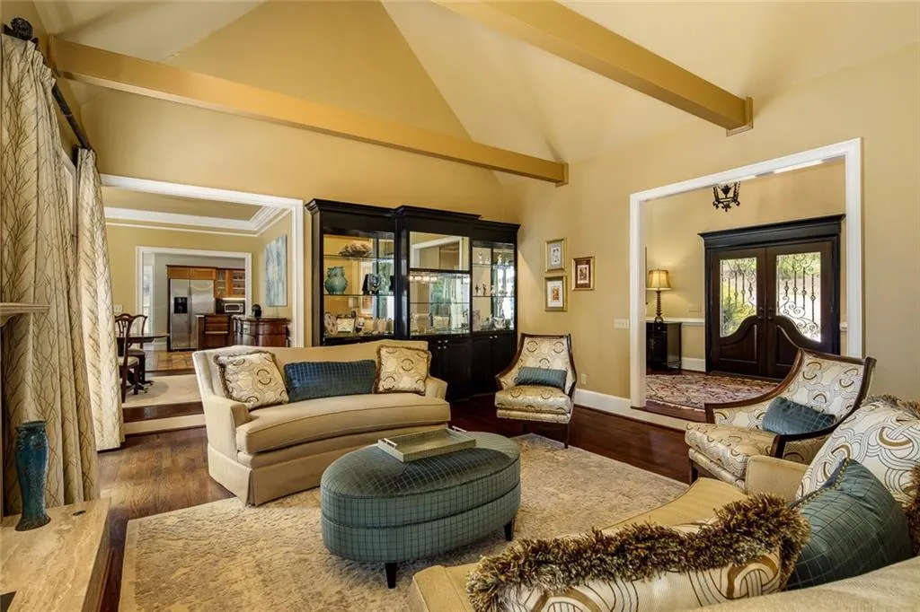 7855 Fawndale Way, Sandy Springs, Georgia 30350, 6 Bedrooms Bedrooms, ,5 BathroomsBathrooms,Residential,Sold,7855 Fawndale Way,6767329