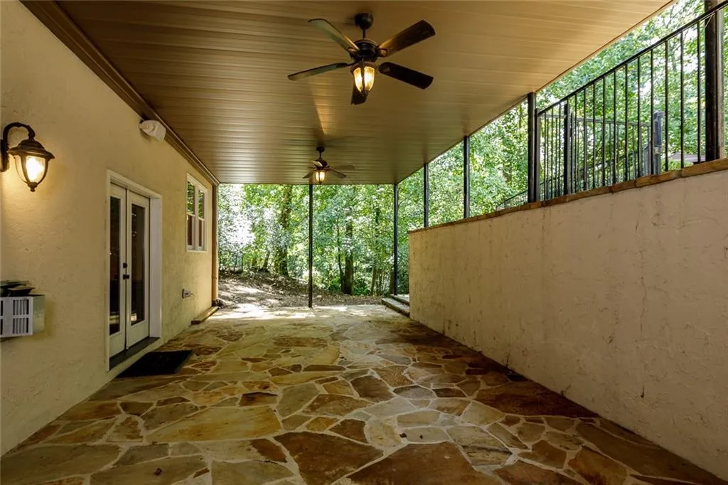 7855 Fawndale Way, Sandy Springs, Georgia 30350, 6 Bedrooms Bedrooms, ,5 BathroomsBathrooms,Residential,Sold,7855 Fawndale Way,6767329