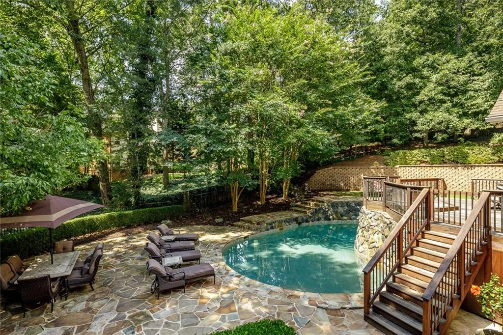 7855 Fawndale Way, Sandy Springs, Georgia 30350, 6 Bedrooms Bedrooms, ,5 BathroomsBathrooms,Residential,Sold,7855 Fawndale Way,6767329