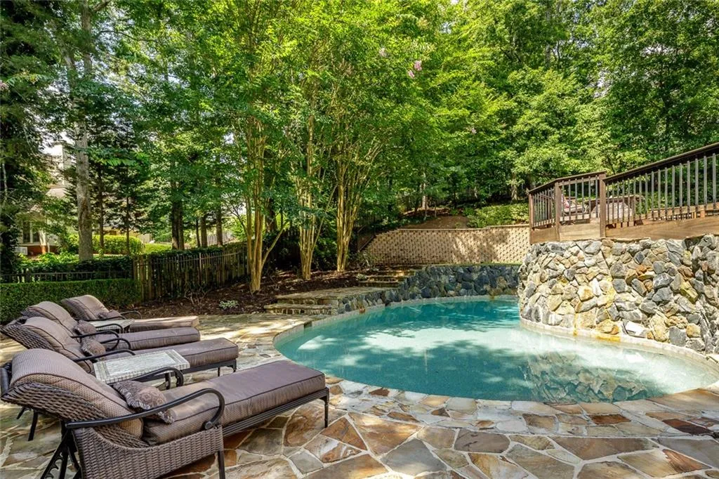 7855 Fawndale Way, Sandy Springs, Georgia 30350, 6 Bedrooms Bedrooms, ,5 BathroomsBathrooms,Residential,Sold,7855 Fawndale Way,6767329