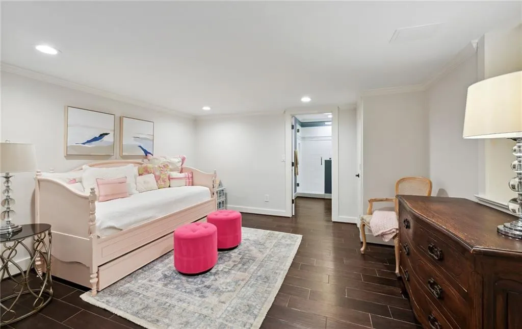 6230 Mountain Brook Way, Atlanta, Georgia 30328, 6 Bedrooms Bedrooms, ,5 BathroomsBathrooms,Residential,Sold,6230 Mountain Brook Way,7186364