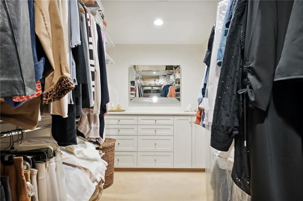 6230 Mountain Brook Way, Atlanta, Georgia 30328, 6 Bedrooms Bedrooms, ,5 BathroomsBathrooms,Residential,Sold,6230 Mountain Brook Way,7186364