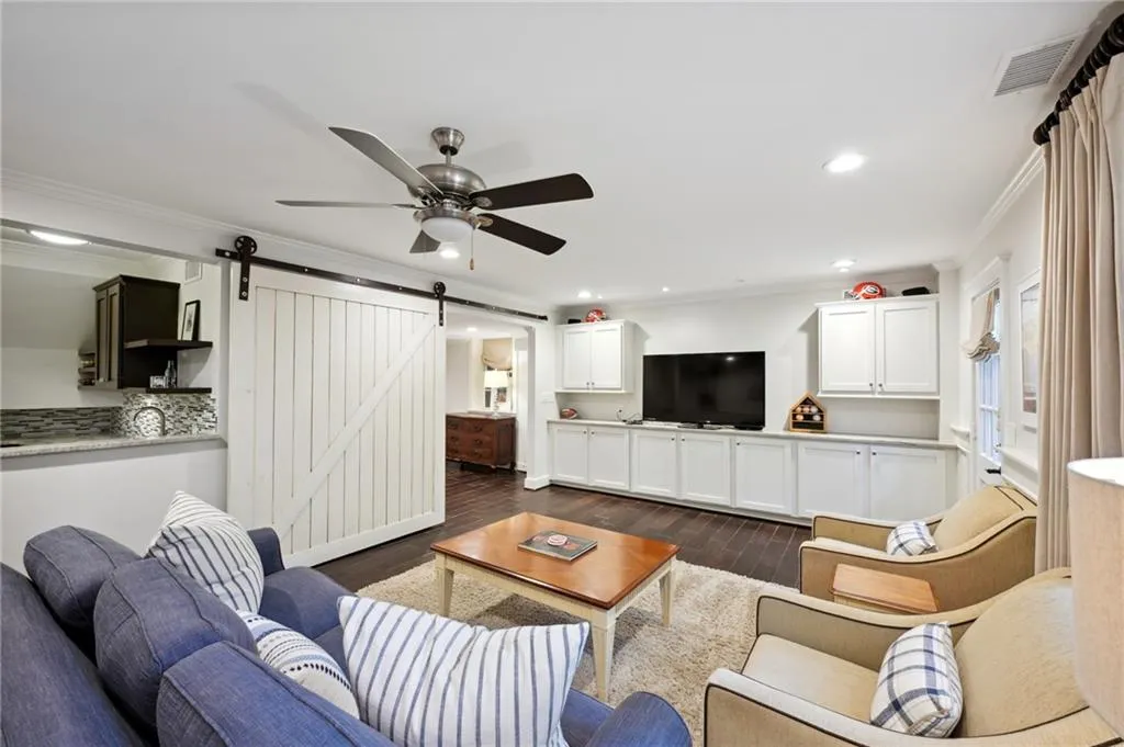 6230 Mountain Brook Way, Atlanta, Georgia 30328, 6 Bedrooms Bedrooms, ,5 BathroomsBathrooms,Residential,Sold,6230 Mountain Brook Way,7186364