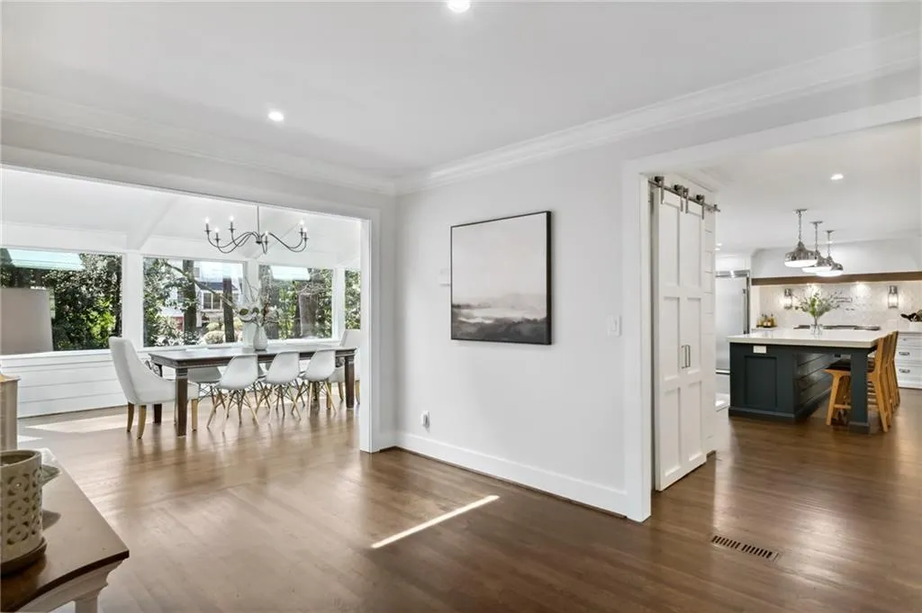 6230 Mountain Brook Way, Atlanta, Georgia 30328, 6 Bedrooms Bedrooms, ,5 BathroomsBathrooms,Residential,Sold,6230 Mountain Brook Way,7186364