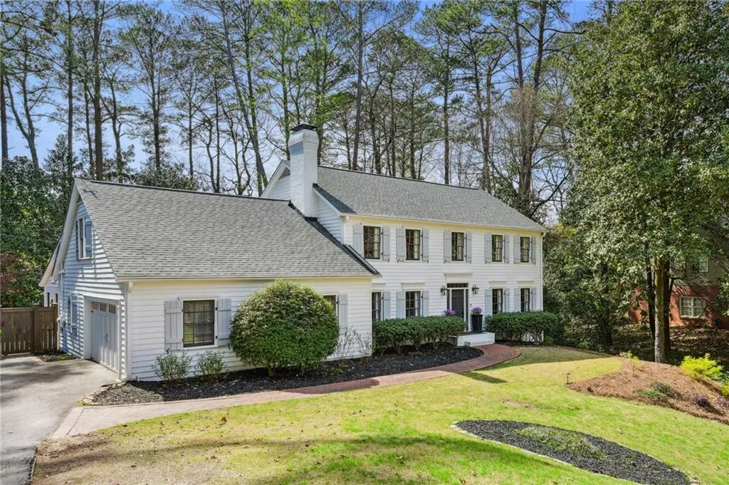 6230 Mountain Brook Way, Atlanta, Georgia 30328, 6 Bedrooms Bedrooms, ,5 BathroomsBathrooms,Residential,Sold,6230 Mountain Brook Way,7186364