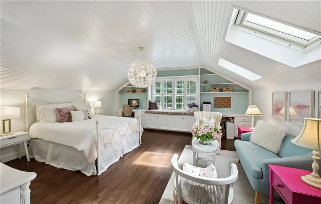 6230 Mountain Brook Way, Atlanta, Georgia 30328, 6 Bedrooms Bedrooms, ,5 BathroomsBathrooms,Residential,Sold,6230 Mountain Brook Way,7186364