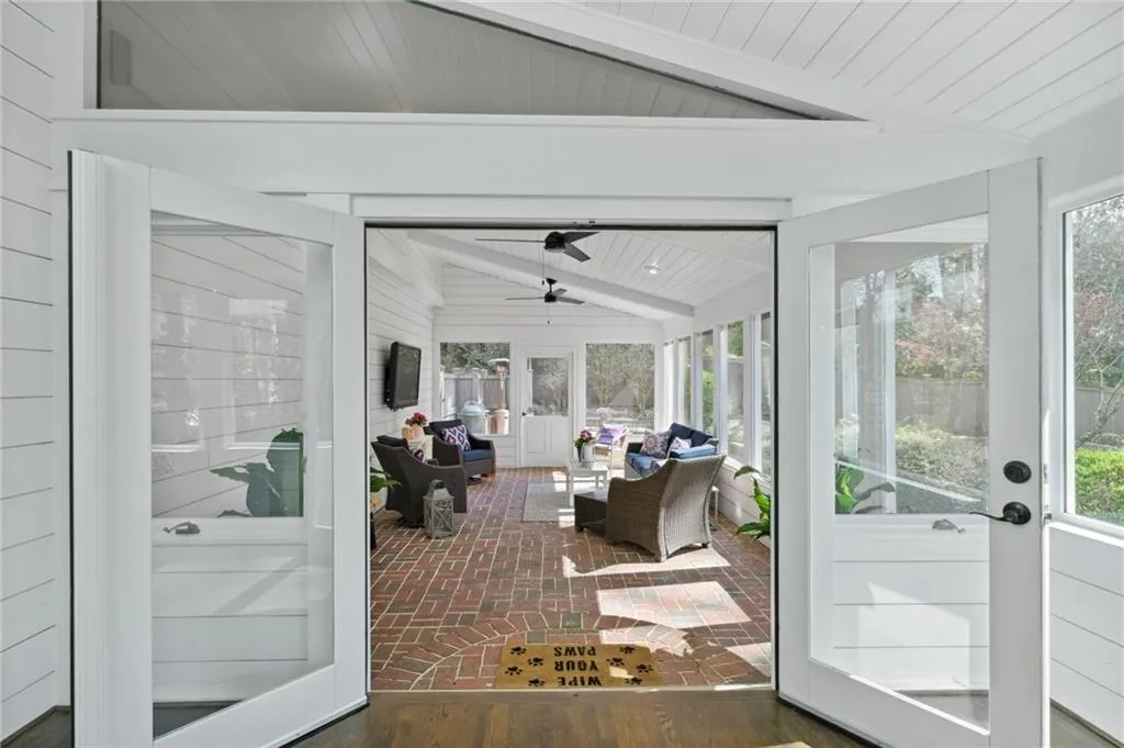 6230 Mountain Brook Way, Atlanta, Georgia 30328, 6 Bedrooms Bedrooms, ,5 BathroomsBathrooms,Residential,Sold,6230 Mountain Brook Way,7186364