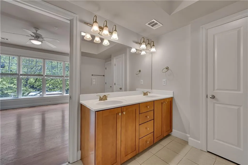 1390 Dutch Valley Place Ne, Atlanta, Georgia 30324, 2 Bedrooms Bedrooms, ,2 BathroomsBathrooms,Residential,For Sale,1390 Dutch Valley Place Ne,7619453