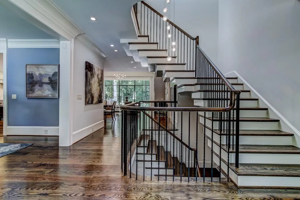 3431 W Paces Ferry Court, Atlanta, Georgia 30327, 5 Bedrooms Bedrooms, ,5 BathroomsBathrooms,Residential,Sold,3431 W Paces Ferry Court,5875016