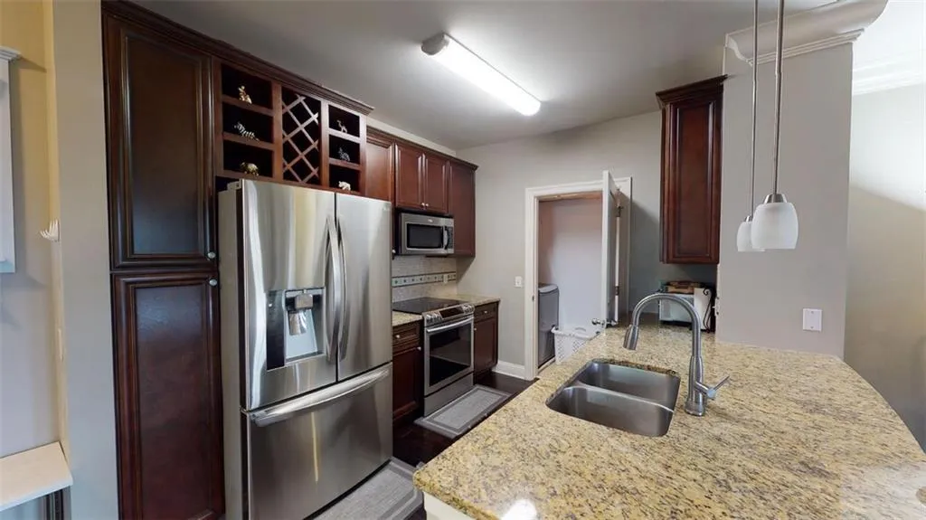 901 Abernathy Road Unit 6270, Atlanta, Georgia 30328, 2 Bedrooms Bedrooms, ,2 BathroomsBathrooms,Residential,Sold,901 Abernathy Road Unit 6270,6938127