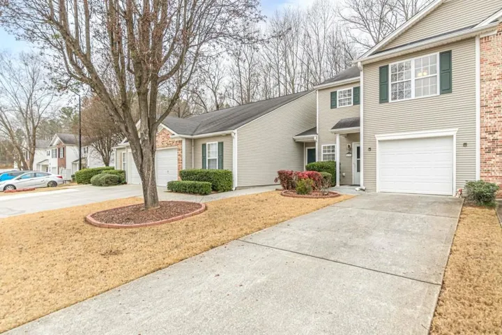 137 Venture Path, Hiram, Georgia 30141
