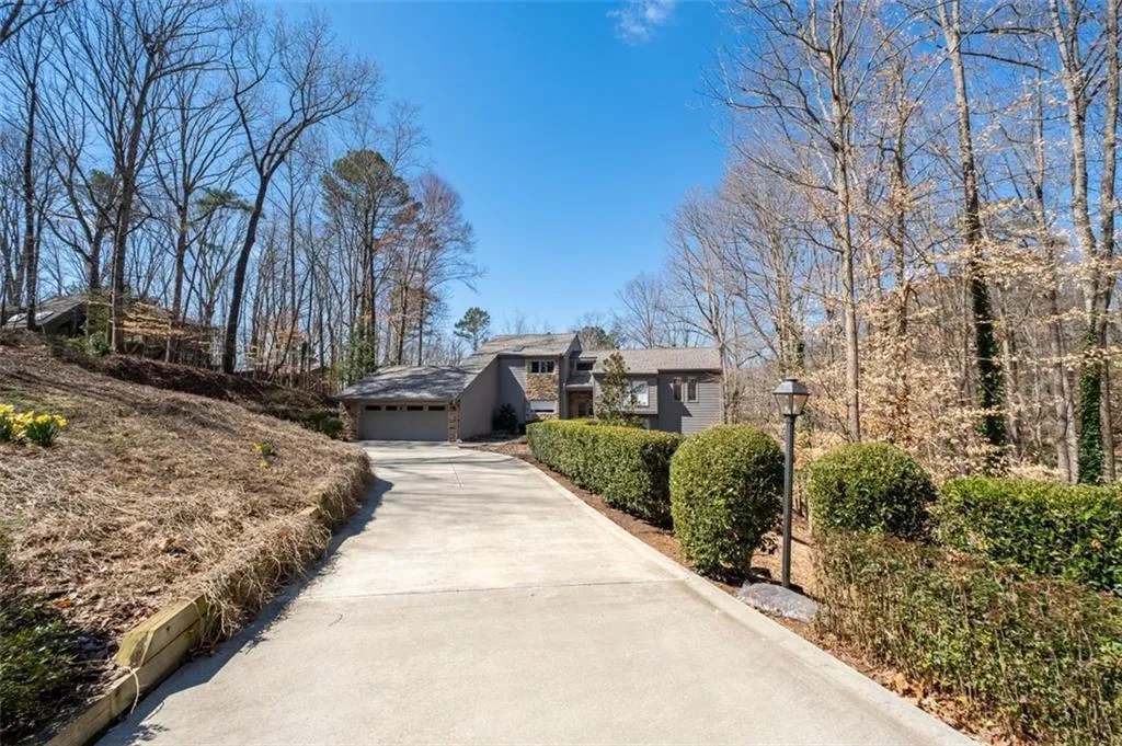 8700 The Fifth Green, Atlanta, Georgia 30350, 4 Bedrooms Bedrooms, ,3 BathroomsBathrooms,Residential,Sold,8700 The Fifth Green,7532459