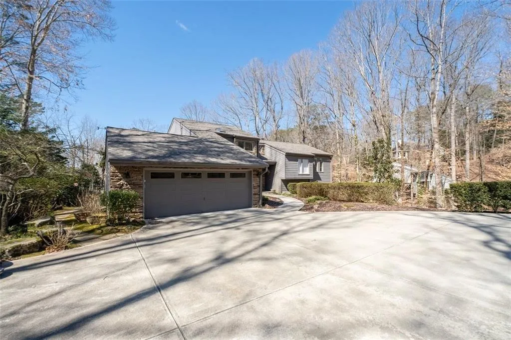 8700 The Fifth Green, Atlanta, Georgia 30350, 4 Bedrooms Bedrooms, ,3 BathroomsBathrooms,Residential,Sold,8700 The Fifth Green,7532459