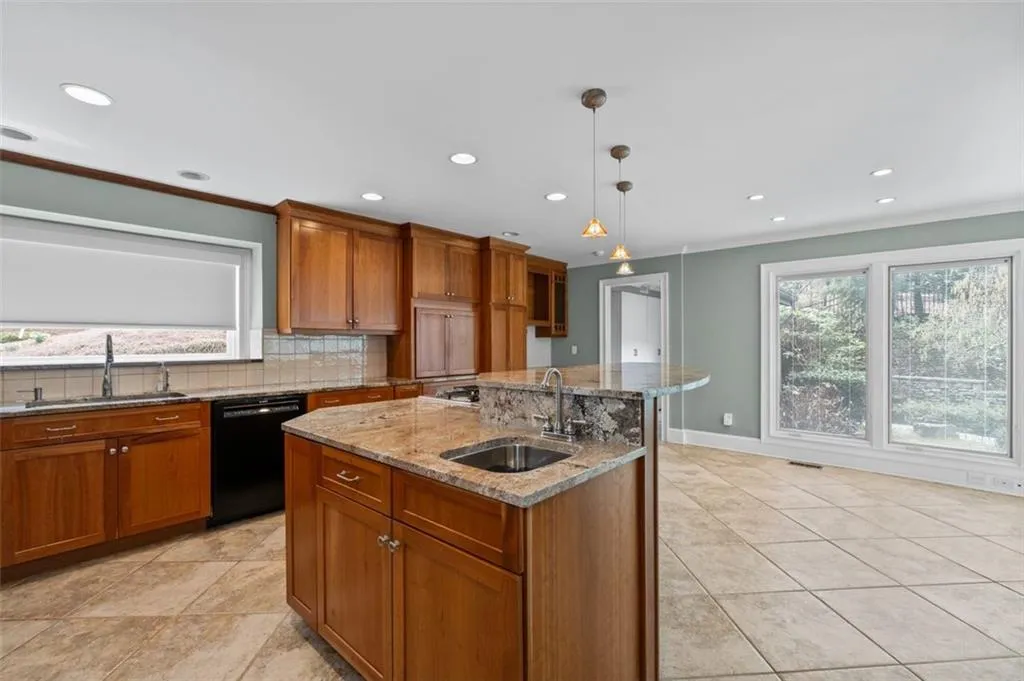 8700 The Fifth Green, Atlanta, Georgia 30350, 4 Bedrooms Bedrooms, ,3 BathroomsBathrooms,Residential,Sold,8700 The Fifth Green,7532459