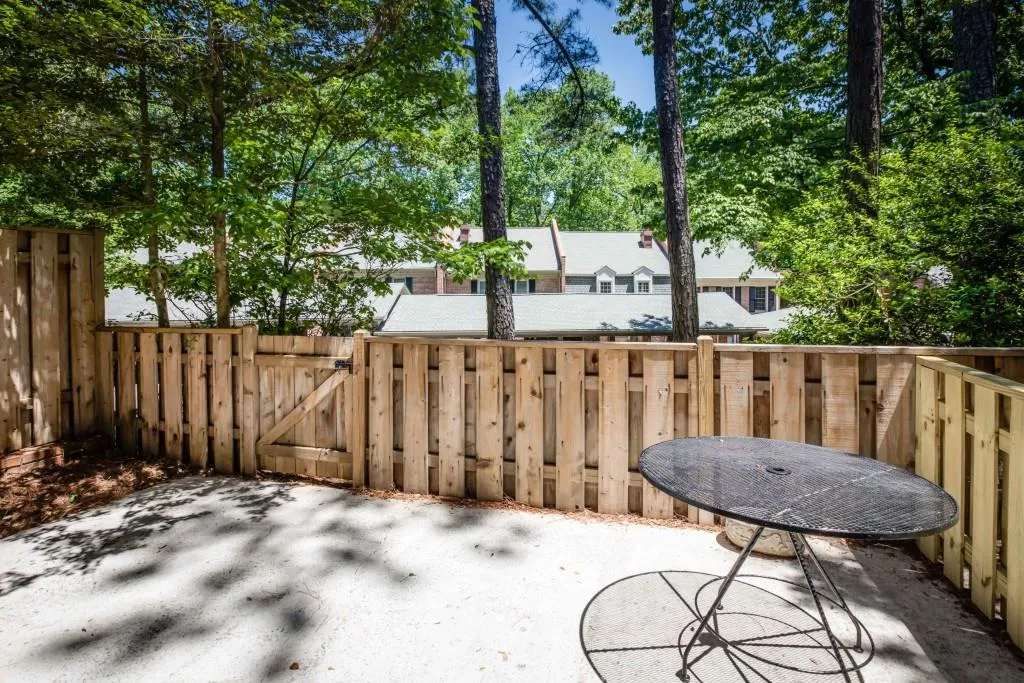 337 The Chace Ne, Sandy Springs, Georgia 30328, 3 Bedrooms Bedrooms, ,3 BathroomsBathrooms,Residential,Sold,337 The Chace Ne,5844548