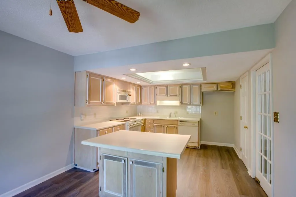 337 The Chace Ne, Sandy Springs, Georgia 30328, 3 Bedrooms Bedrooms, ,3 BathroomsBathrooms,Residential,Sold,337 The Chace Ne,5844548