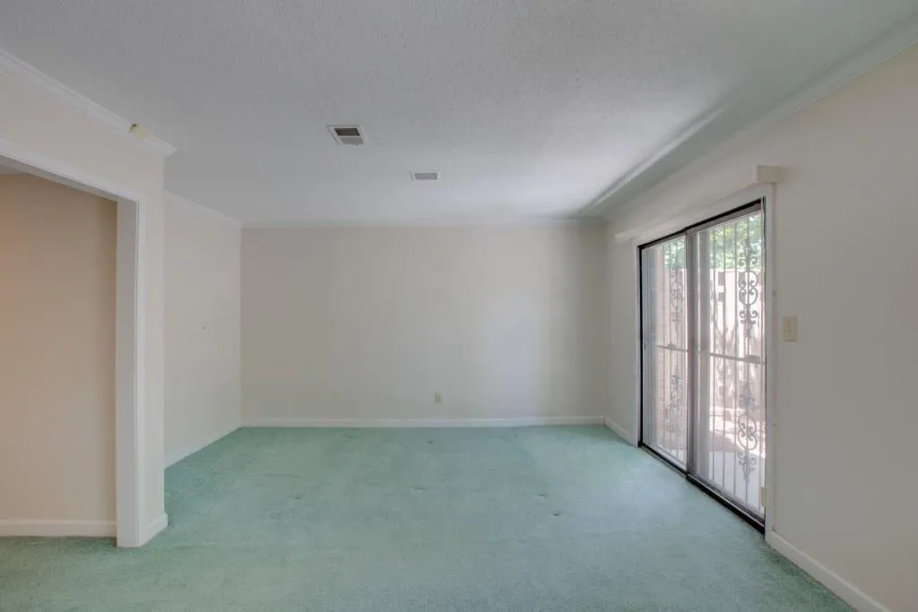 337 The Chace Ne, Sandy Springs, Georgia 30328, 3 Bedrooms Bedrooms, ,3 BathroomsBathrooms,Residential,Sold,337 The Chace Ne,5844548