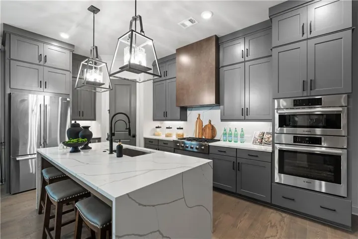 Palisades Design Home: The Caplin D *Images shown are from a decorated model of the same floor plan. Design selections and color packages will vary by home.*
