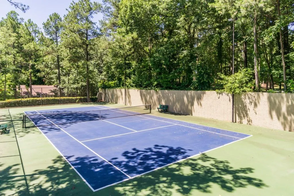 5147 Roswell Road Unit 10, Atlanta, Georgia 30342, 2 Bedrooms Bedrooms, ,1 BathroomBathrooms,Residential,Sold,5147 Roswell Road Unit 10,6740084
