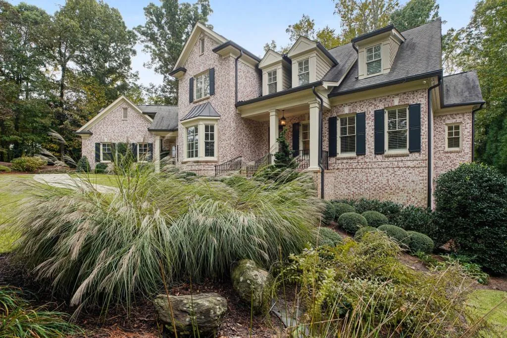5230 Long Island Drive, Atlanta, Georgia 30327, 6 Bedrooms Bedrooms, ,6 BathroomsBathrooms,Residential,Sold,5230 Long Island Drive,6802895
