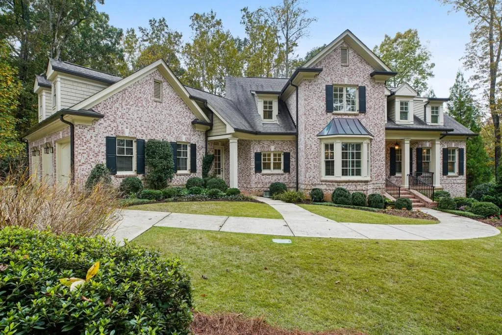 5230 Long Island Drive, Atlanta, Georgia 30327, 6 Bedrooms Bedrooms, ,6 BathroomsBathrooms,Residential,Sold,5230 Long Island Drive,6802895