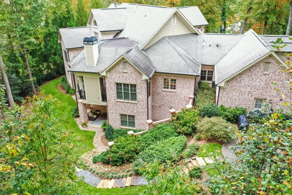 5230 Long Island Drive, Atlanta, Georgia 30327, 6 Bedrooms Bedrooms, ,6 BathroomsBathrooms,Residential,Sold,5230 Long Island Drive,6802895