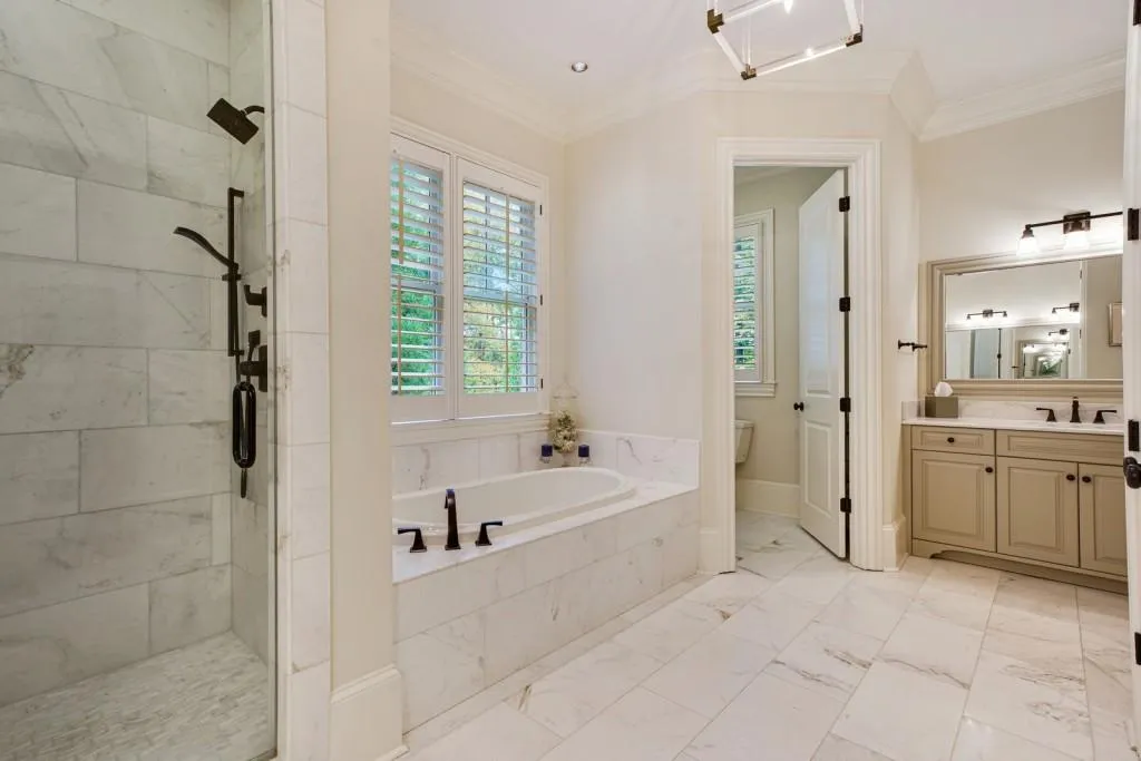 5230 Long Island Drive, Atlanta, Georgia 30327, 6 Bedrooms Bedrooms, ,6 BathroomsBathrooms,Residential,Sold,5230 Long Island Drive,6802895