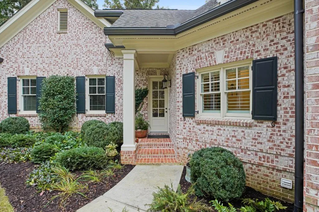 5230 Long Island Drive, Atlanta, Georgia 30327, 6 Bedrooms Bedrooms, ,6 BathroomsBathrooms,Residential,Sold,5230 Long Island Drive,6802895