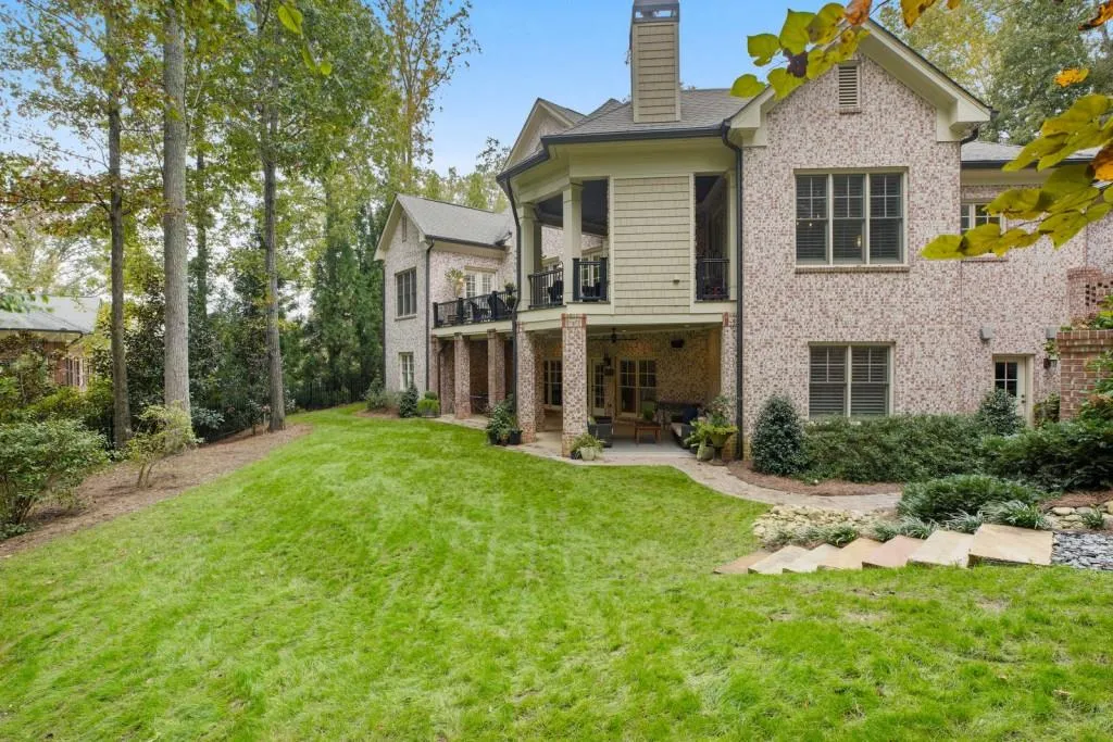 5230 Long Island Drive, Atlanta, Georgia 30327, 6 Bedrooms Bedrooms, ,6 BathroomsBathrooms,Residential,Sold,5230 Long Island Drive,6802895