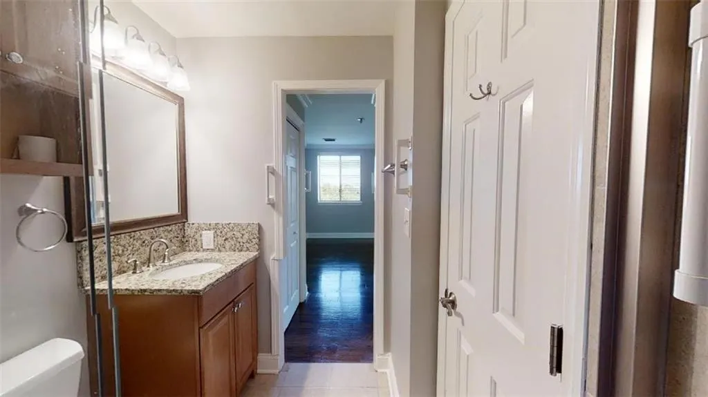 300 Johnson Ferry Road Ne Unit A913, Sandy Springs, Georgia 30328, 1 Bedroom Bedrooms, ,1 BathroomBathrooms,Residential,Sold,300 Johnson Ferry Road Ne Unit A913,7032175