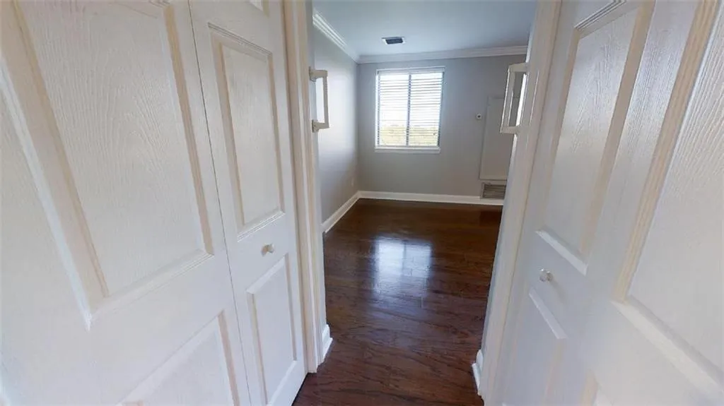 300 Johnson Ferry Road Ne Unit A913, Sandy Springs, Georgia 30328, 1 Bedroom Bedrooms, ,1 BathroomBathrooms,Residential,Sold,300 Johnson Ferry Road Ne Unit A913,7032175