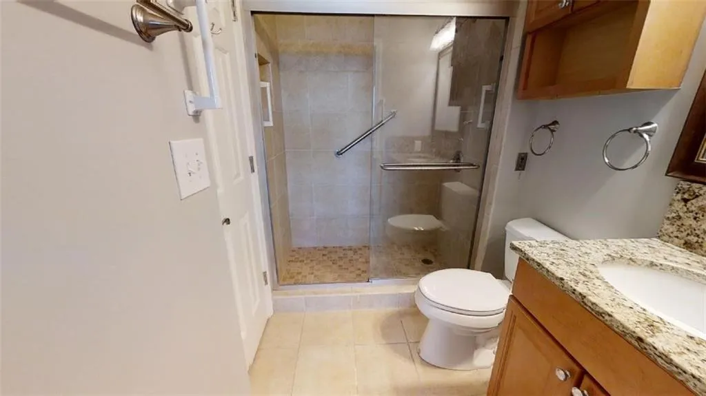 300 Johnson Ferry Road Ne Unit A913, Sandy Springs, Georgia 30328, 1 Bedroom Bedrooms, ,1 BathroomBathrooms,Residential,Sold,300 Johnson Ferry Road Ne Unit A913,7032175