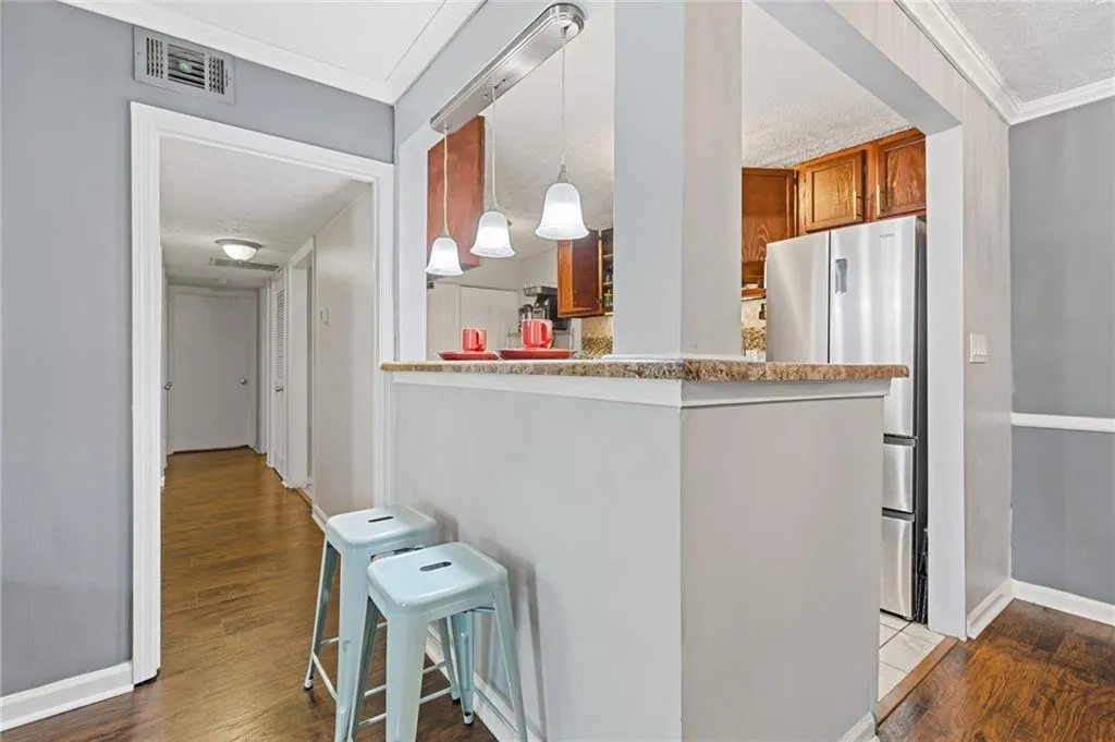 725 Dalrymple Road Unit 5c, Atlanta, Georgia 30328, 2 Bedrooms Bedrooms, ,2 BathroomsBathrooms,Residential,Sold,725 Dalrymple Road Unit 5c,7501967