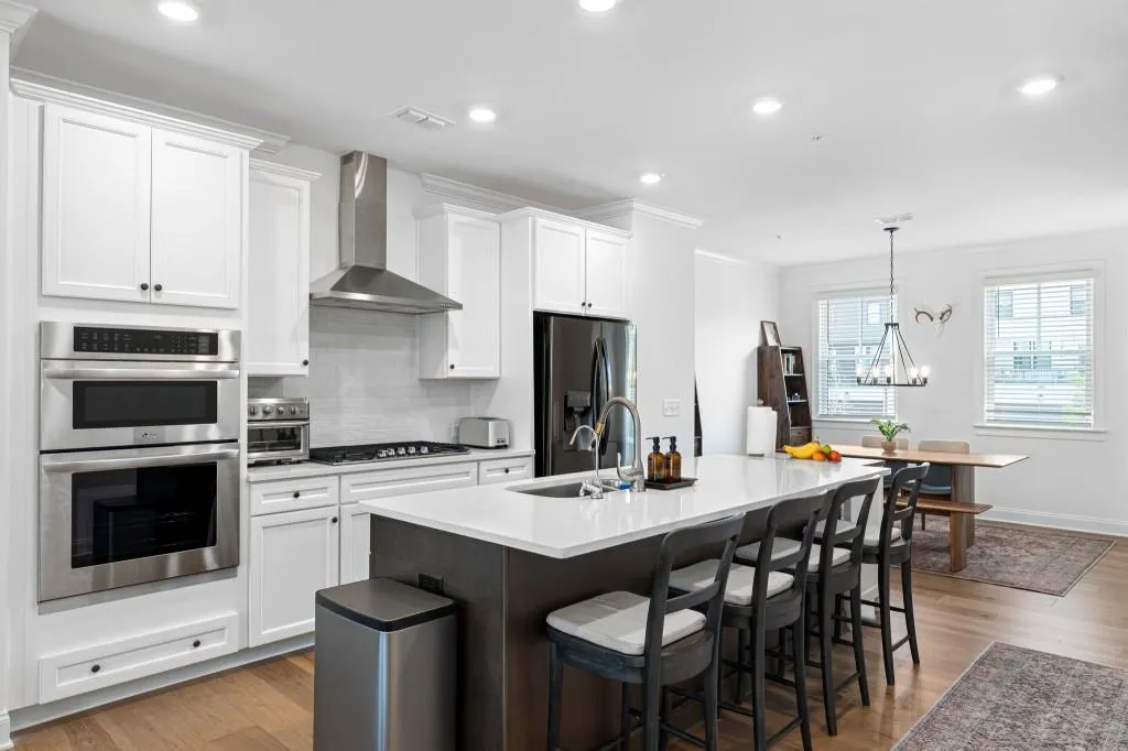 6639 Beacon Drive Unit 339, Sandy Springs, Georgia 30328, 3 Bedrooms Bedrooms, ,3 BathroomsBathrooms,Residential,Sold,6639 Beacon Drive Unit 339,7229745